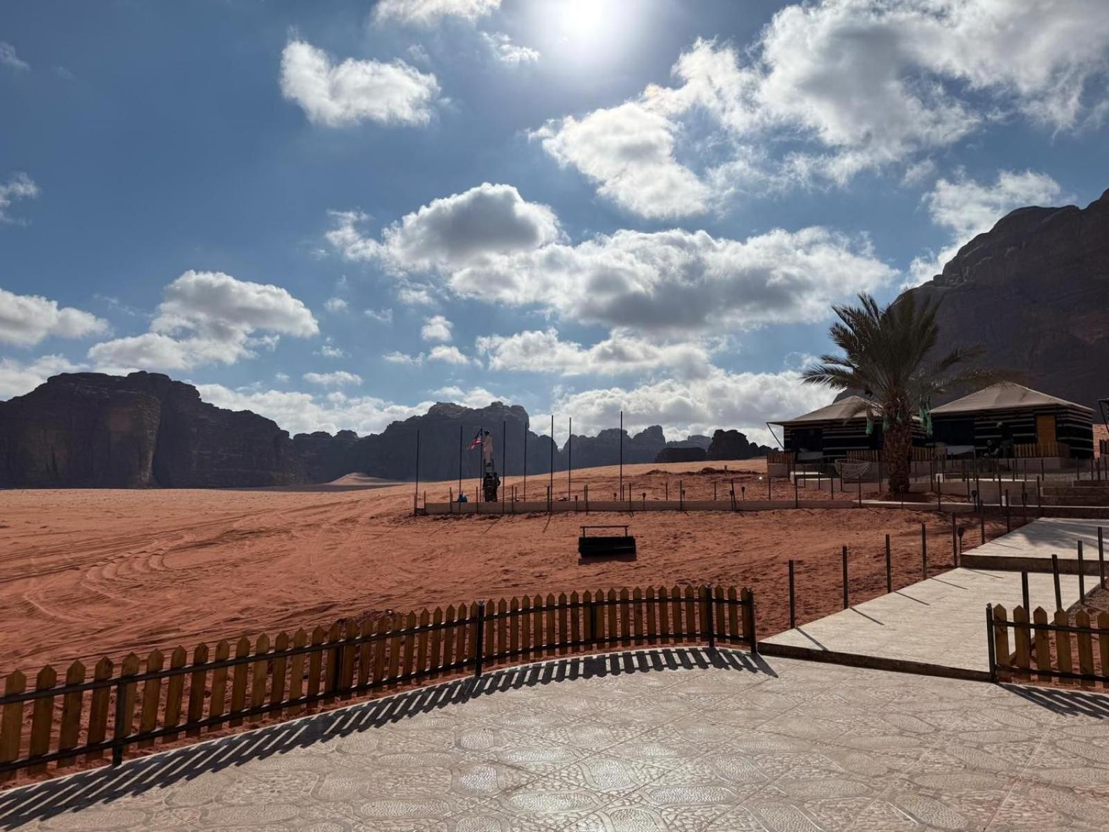 Falling Stars Camp Wadi Rum Exterior photo