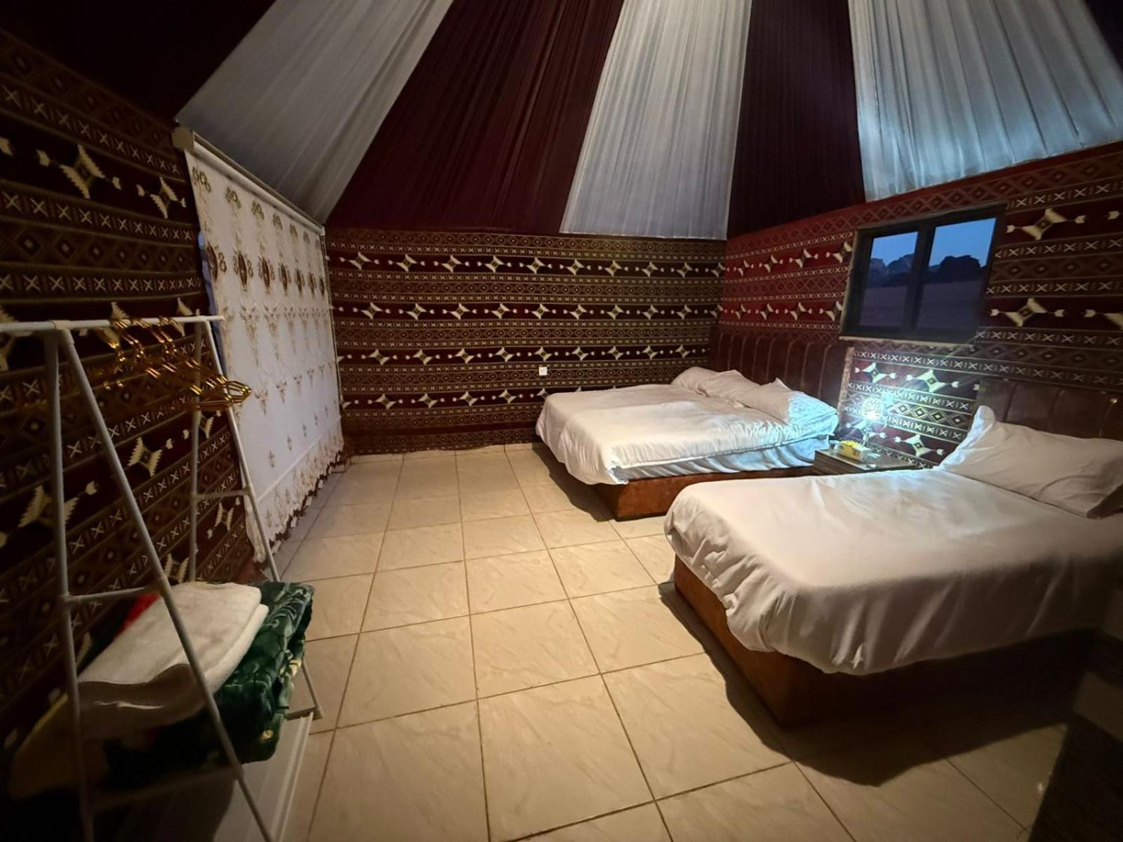 Falling Stars Camp Wadi Rum Exterior photo